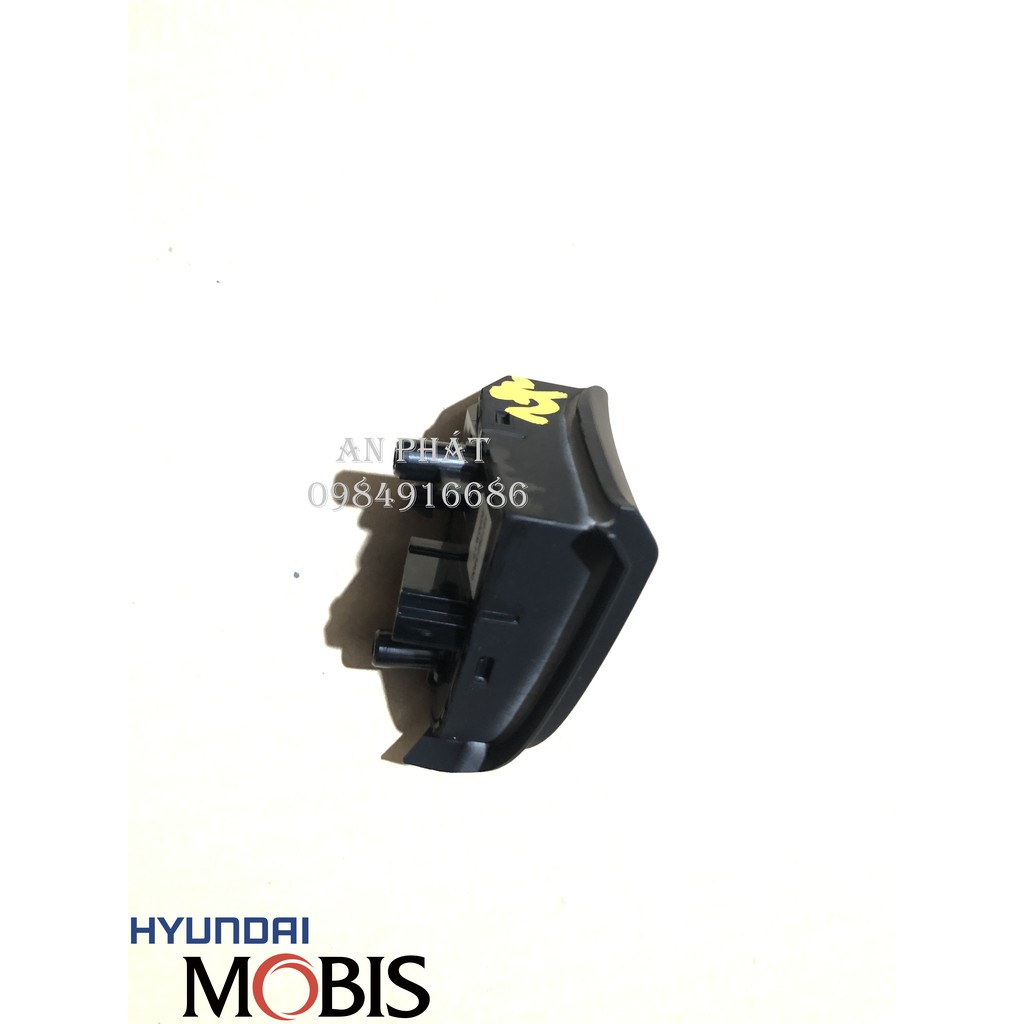 CÔNG TẮC ĐIỀU KHIỂN VÔ LĂNG KIA MORNING/PICANTO MÃ SP:96710-1Y300, 96710-1Y450