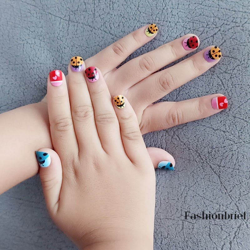 Set 24 móng giả trang trí móng tay
