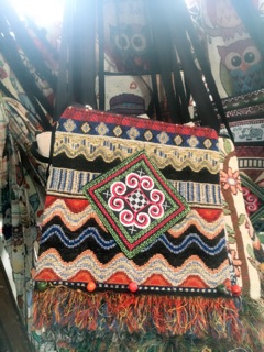 Túi thổ cẩm