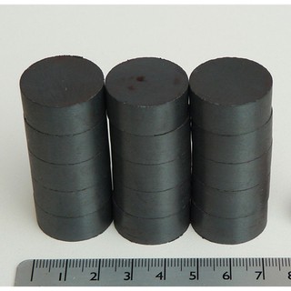 Nam châm ferrite 20x5mm