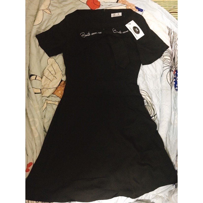 Váy jm size s thêu màu đen newtag