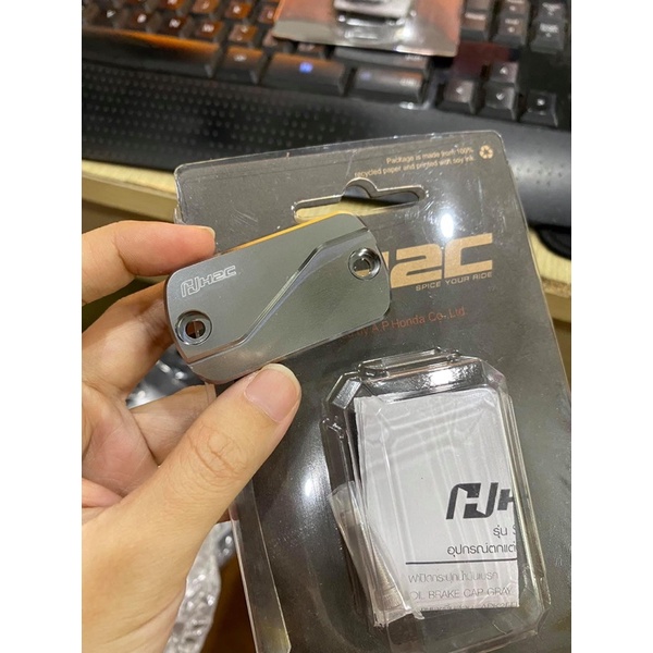 Nắp dầu H2C cho Honda Click/Vario 2018-Scoopy 2021