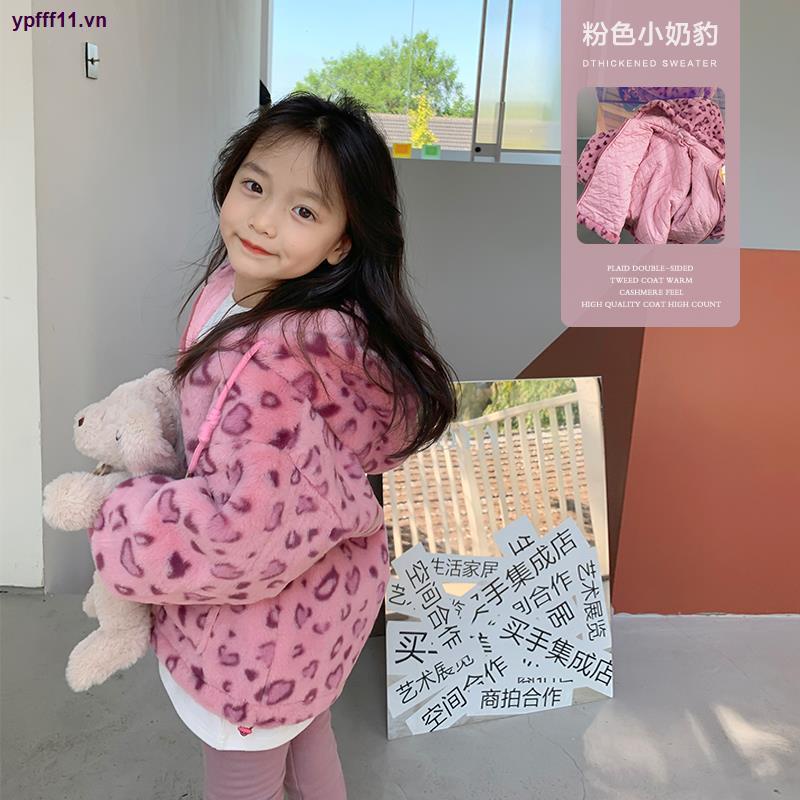 Áo khoác cotton chần bông ấm áp họa tiết báo hồng có mũ trùm đầu phong cách Hàn Quốc mới cho bé gái 2021