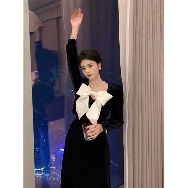 Đầm tiểu thư, đầm Hot Girl