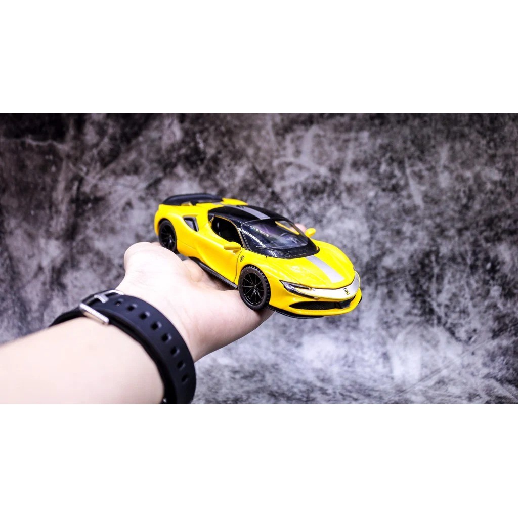 MÔ HÌNH XE FERRARI SF90 STRADALE YELLOW 1:32 7470