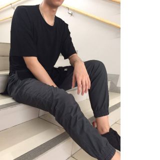 Áo phông thiết kế unisex