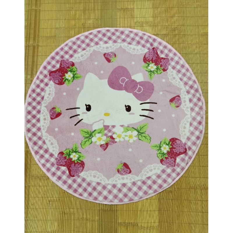 Thảm tròn Hello Kitty