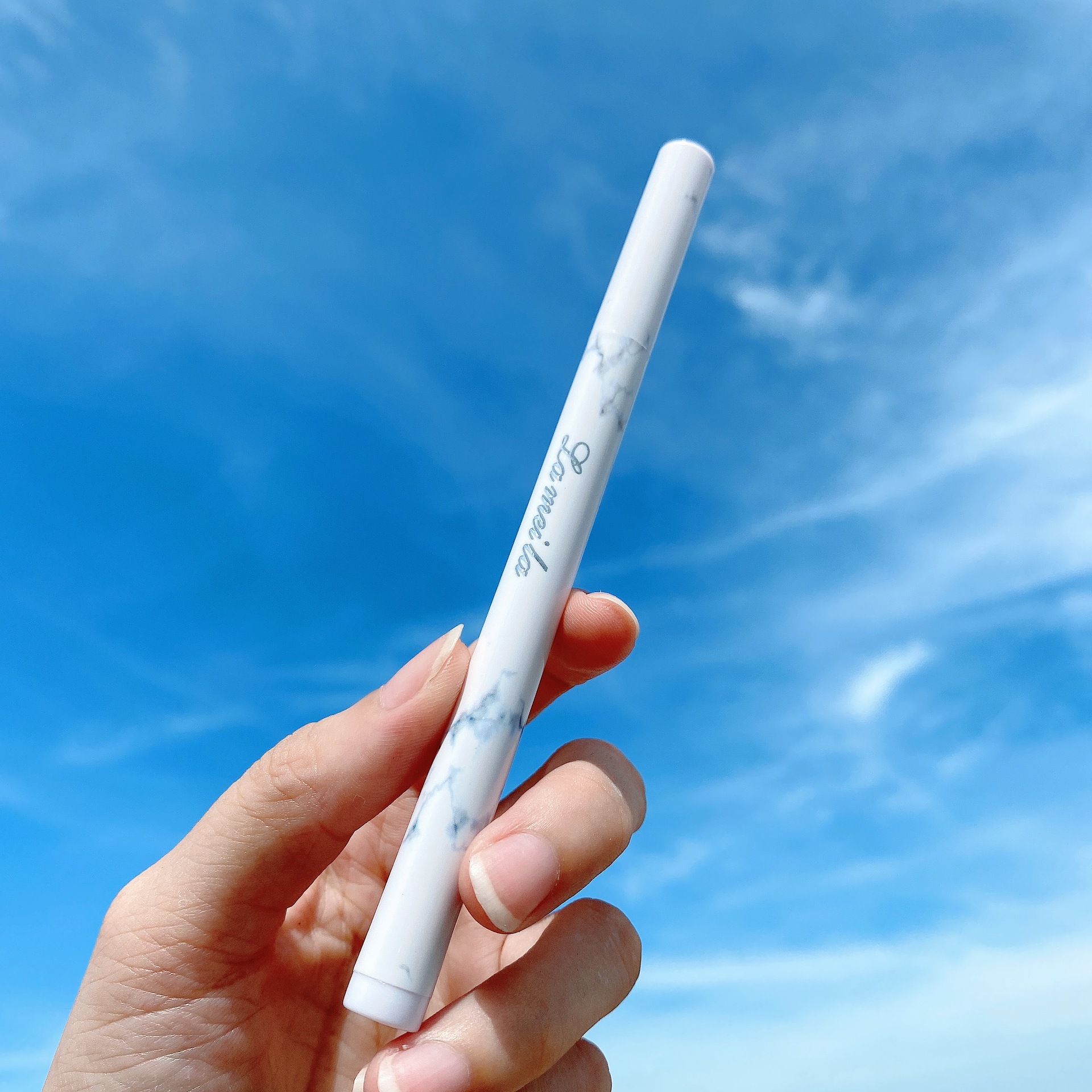 [Hàng mới về] Bút Kẻ Mắt Lameila Chống Thấm Nước Và Nhanh Khô Cao Cấp | BigBuy360 - bigbuy360.vn