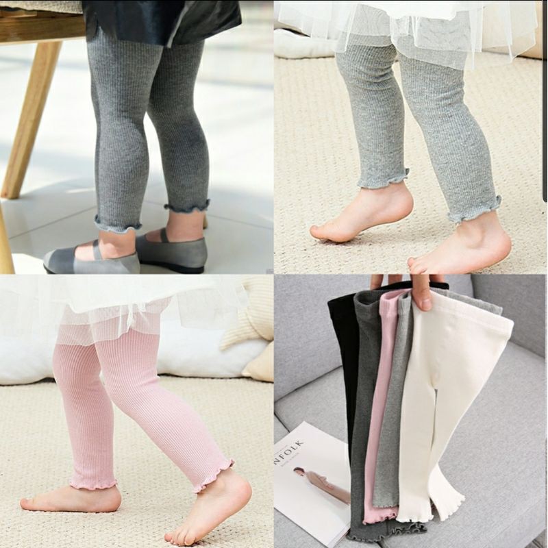 Quần Legging Bé Gái 8-18kg Thêu Hình Thỏ Chất Len Tăm Co Giãn Hot 2020