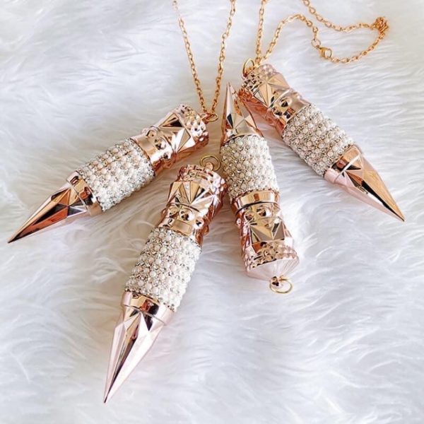 Son Môi AGA Chất Lì Mịn Môi Thiết Kế Sang Trọng - Son Thỏi Trang Điểm 3 Màu Trong 1