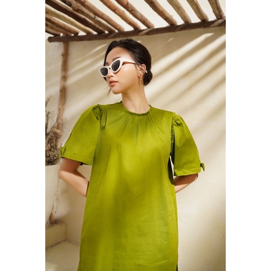 LIIN - Đầm suông phối nhún cổ tay bồng trẻ trung | BigBuy360 - bigbuy360.vn