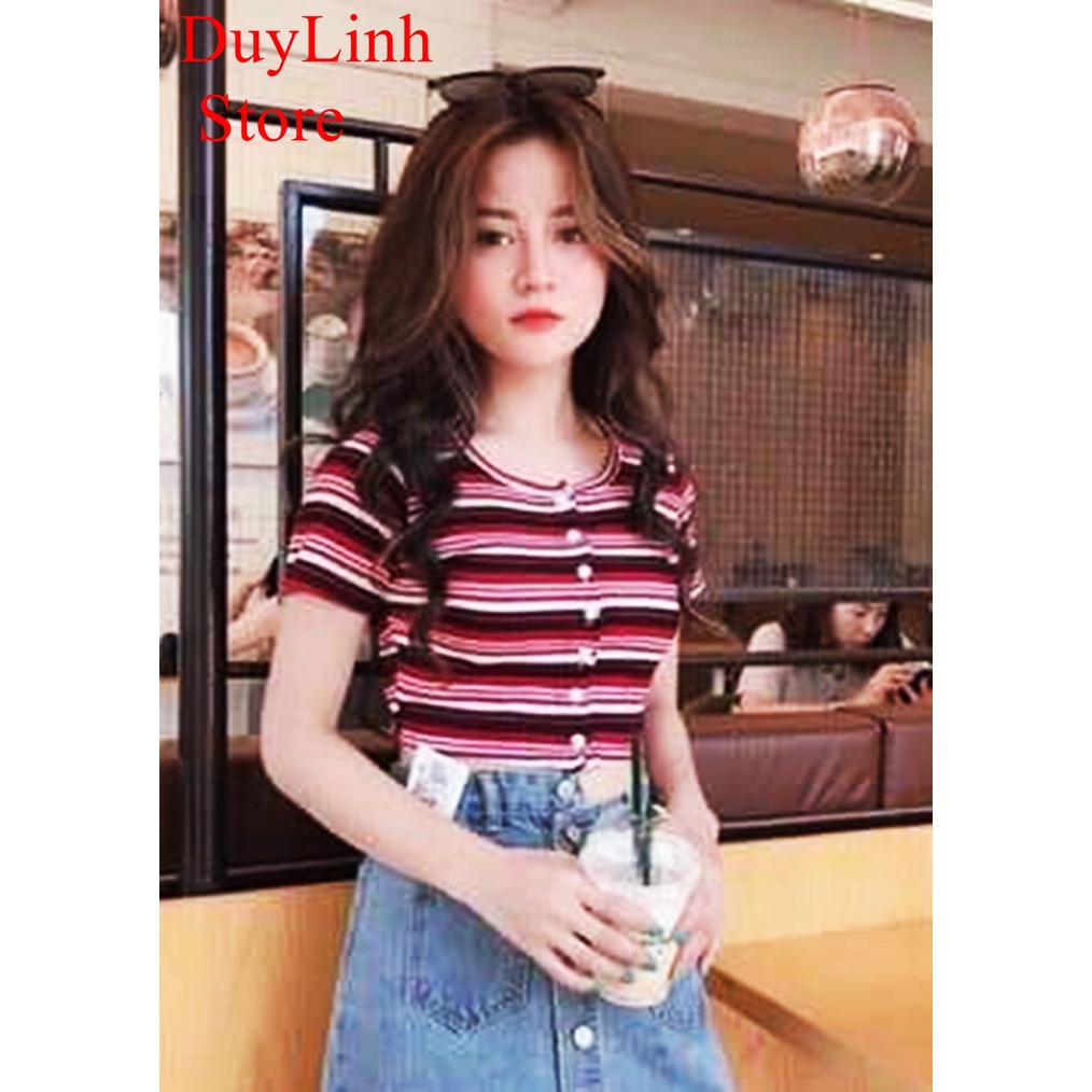 Áo croptop nhiều nút sọc cầu vồng