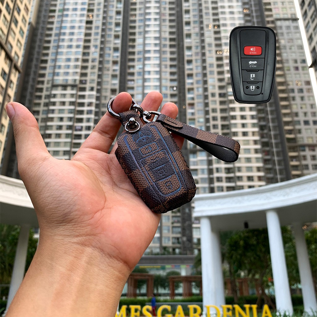 Đựng smartkey Toyota Corolla Cross Camry handmade da thật khâu tay TCRV AD có tay cầm