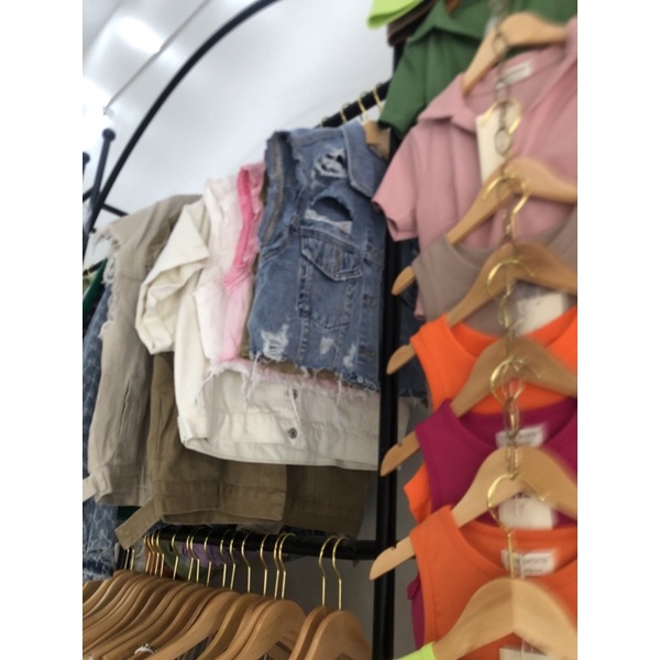 Áo bò rách sát nách