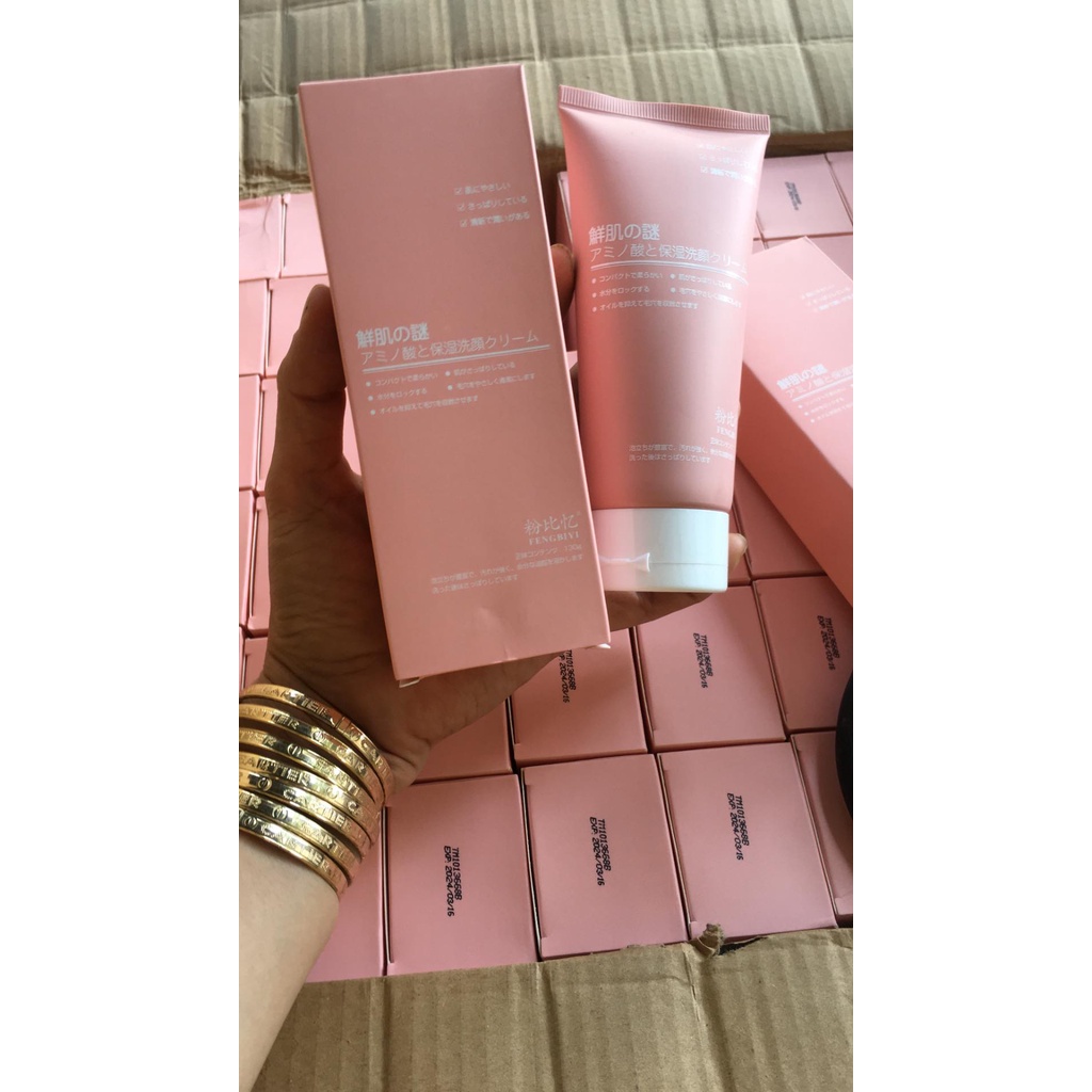 Sữa rửa mặt nhau thai Nhật Bản