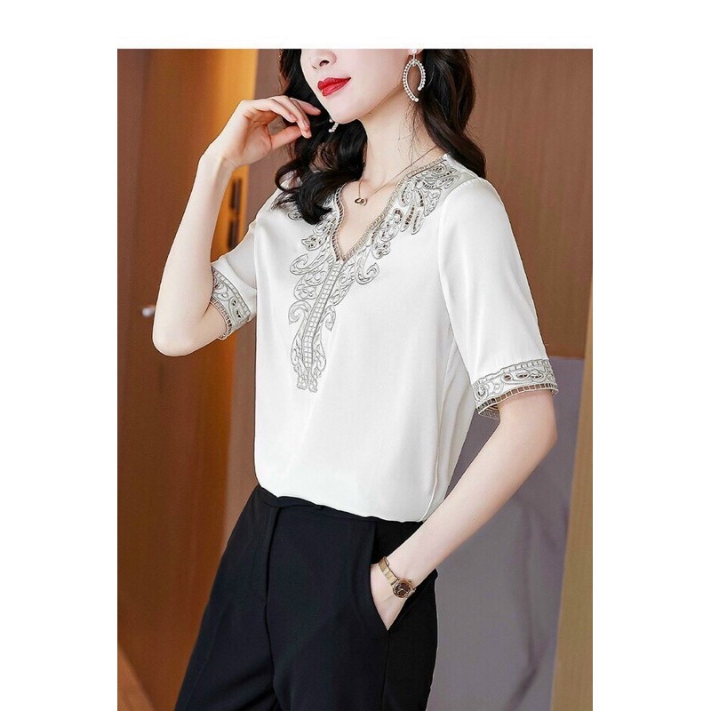 Áo kiểu thêu hoa văn. Nhập QC