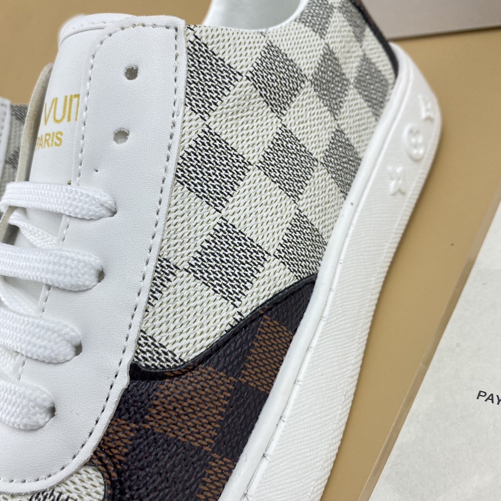 Giày nam sneaker LV là mẫu giày thể thao mới nhất 2 màu caro trắng nổi trội, sang trọng đế cao su chỉ máy chắc chắn