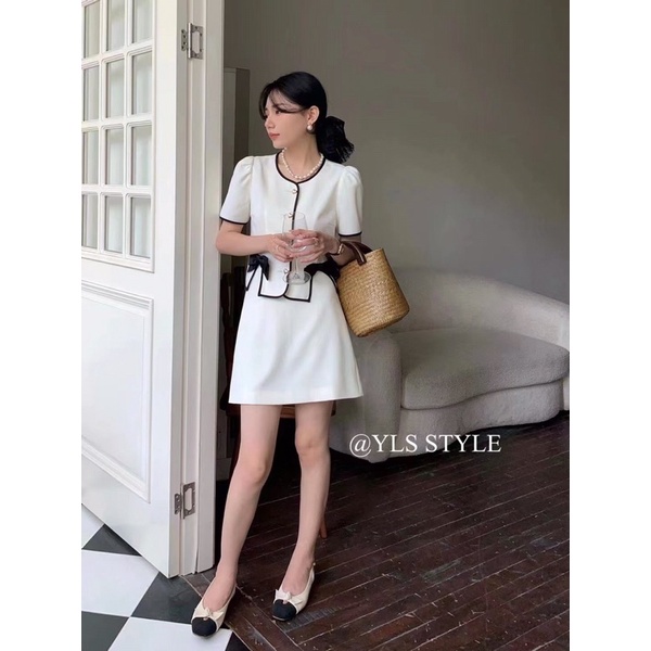 ( Ảnh thật ) D512 Áo vest lửng đính nơ và chân váy chữ A