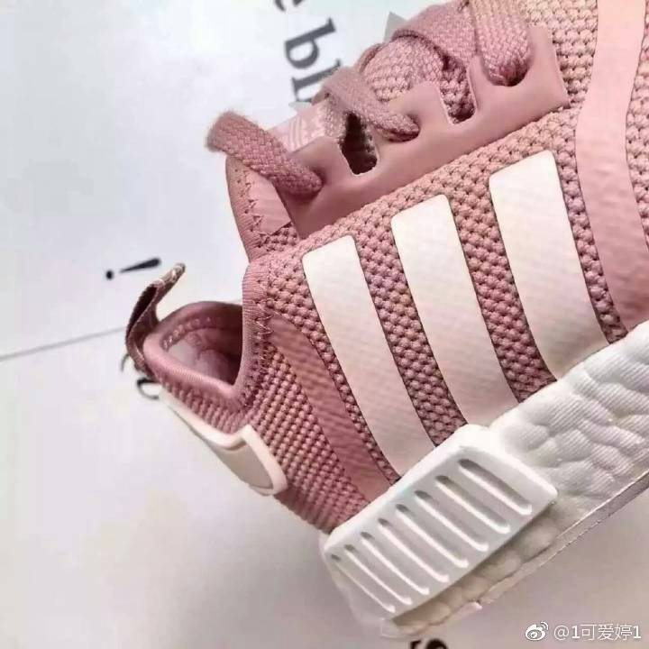 Giày Thể Thao Adidas NMD Raw R1 Màu Hồng Xinh Xắn
