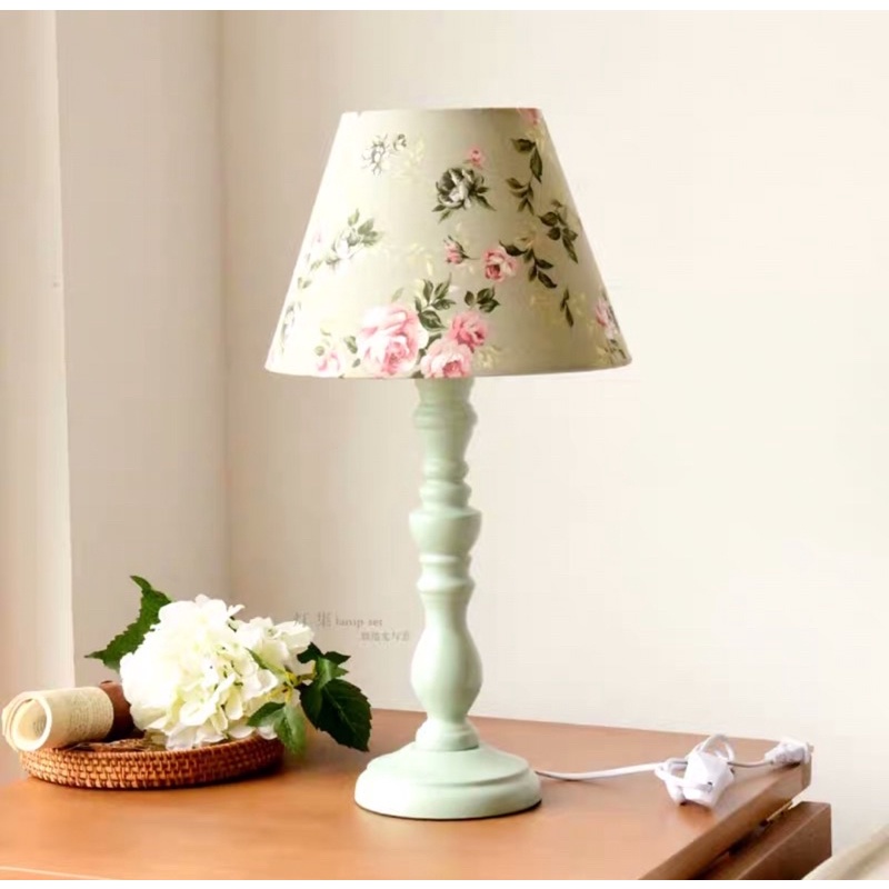 Đèn ngủ để bàn hoa nhí phong cách vintage cổ điển - 3 mẫu