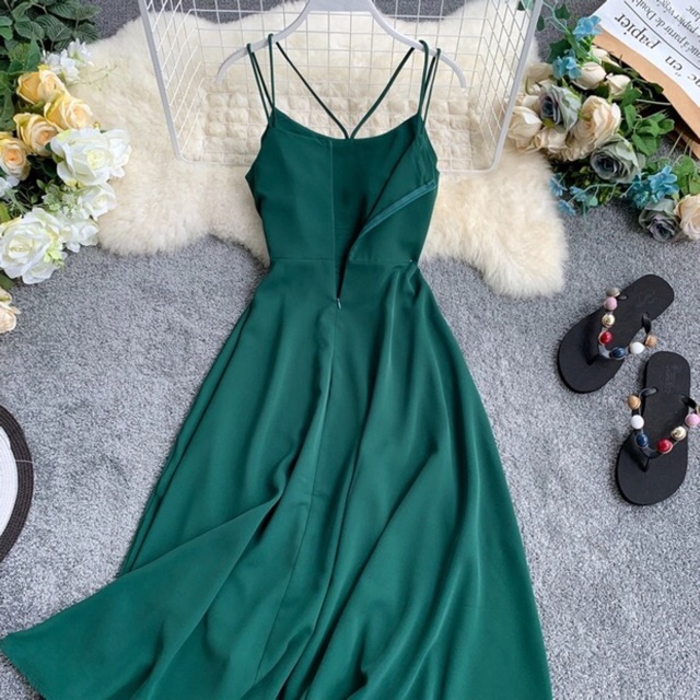 (sẵn đỏ S) Váy đầm maxi hở lưng 2 dây đan chéo dây ngực màu xanh, đen, trắng, vàng, đỏ siêu xinh | BigBuy360 - bigbuy360.vn