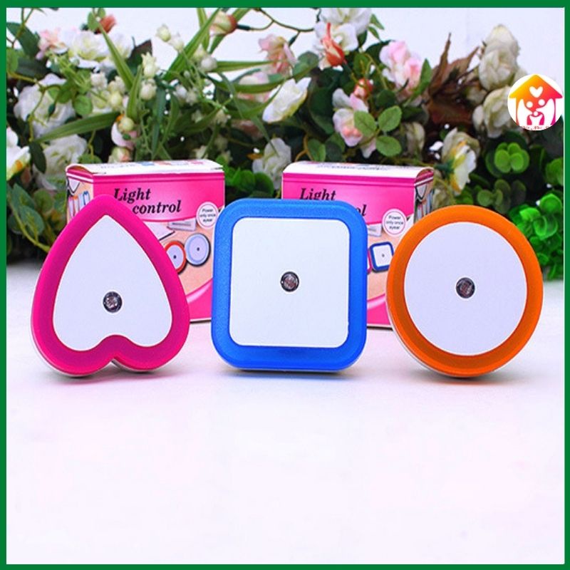 Đèn ngủ LED cảm biến ánh sáng tự động bật tắt-hình vuông-chiếc lá-trái tim- hình tròn công suất đèn 0.1w tiết kiệm điện