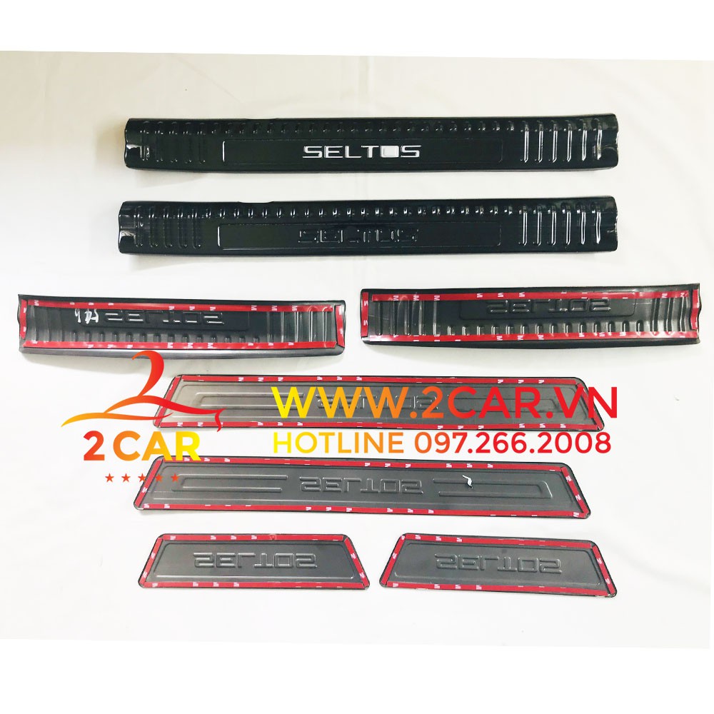 Ốp bậc cửa, Nẹp bước chân xe Kia Seltos 2020-2021 chất liệu titan, mẫu 2