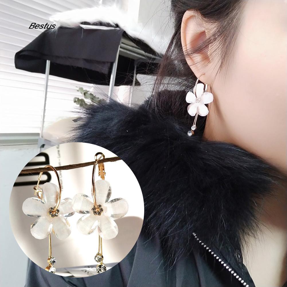 Hoa Tai Dáng Dài Hình Hoa Trà Đính Đá Phối Tua Rua Thời Trang Hàn Quốc Dành Cho Nữ