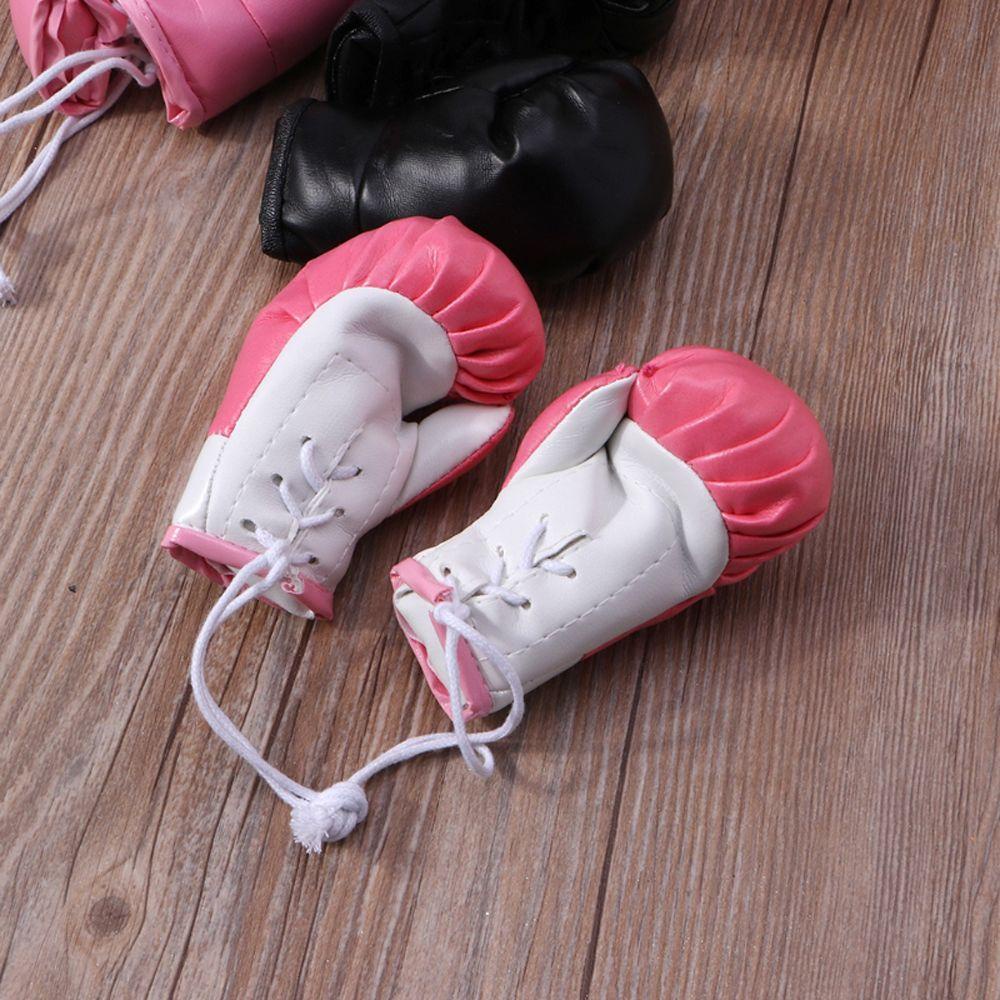 Set 2 Mặt Trang Trí Xe Hơi Hình Găng Tay Boxing Bằng Da Độc Đáo
