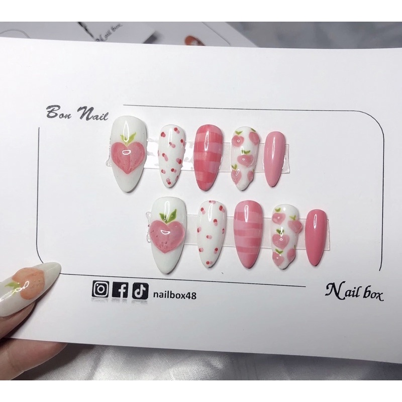 NAIL BOX VẼ QUẢ ĐÀO NỔI CĂNG MỌNG DESIGN BON