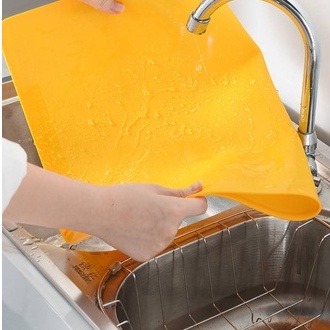 Thảm nhào bột chống dính làm bánh Silicone 3 món làm bánh gồm tấm nhào bột, thảm cán bột, cây cán bột, cắt chia bột