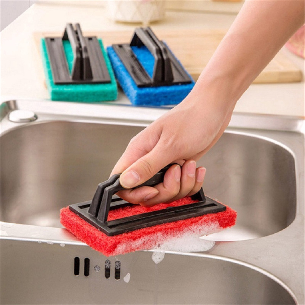 Bàn chải vệ sinh nhà tắm có tay cầm tiện lợi