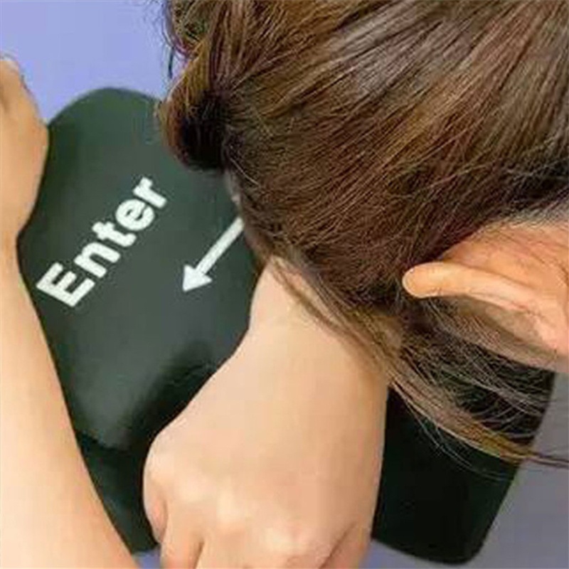 Gối hình phím enter lớn kết nối USB chống căng thẳng tiện dụng cho văn phòng/ mang đi du lịch