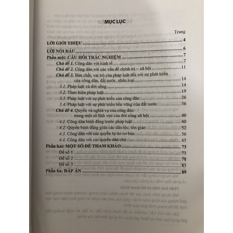 Sách - Ôn luyện trắc nghiệm thi tốt nghiệp trung học phổ thông năm 2021 môn Giáo dục công dân | BigBuy360 - bigbuy360.vn