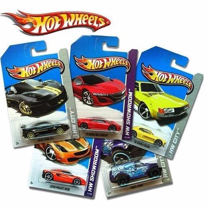 Combo Ngẫu Nhiên 5 Chiếc Xe HotWheels Cơ Bản