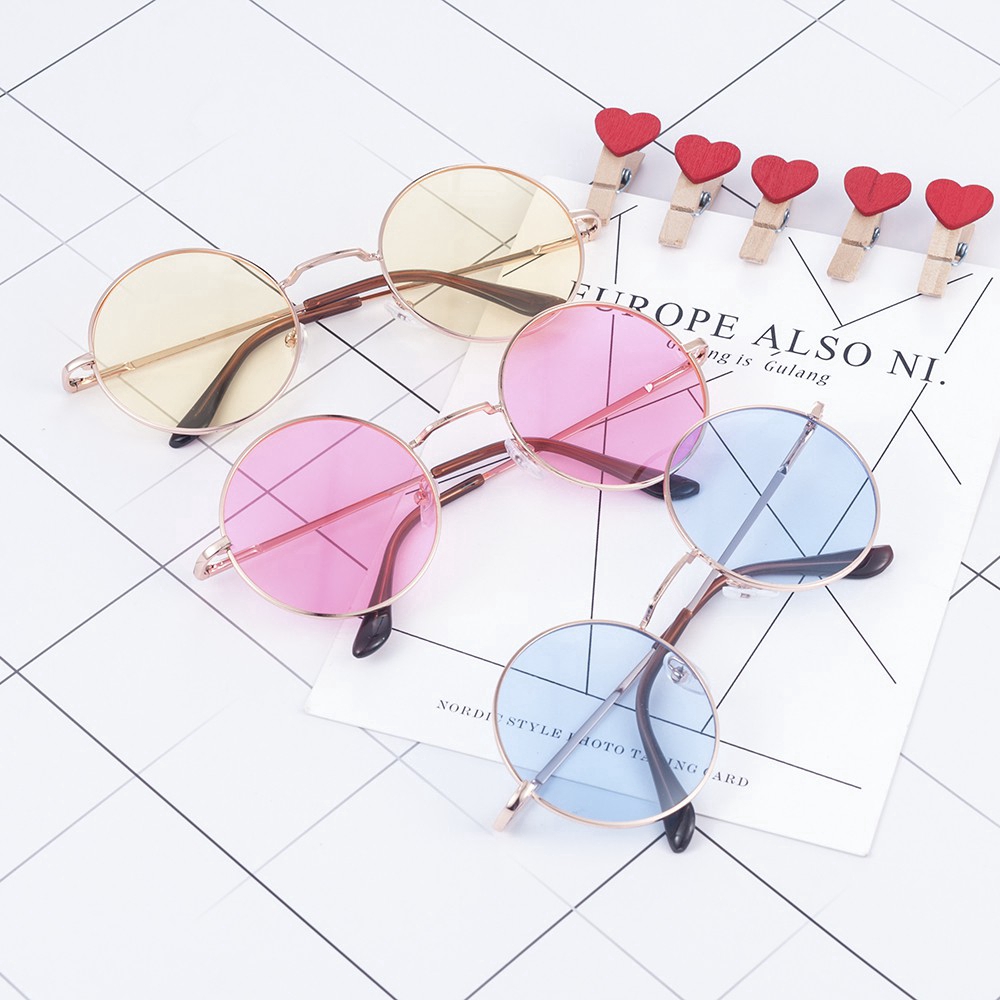 Kính mát gọng tròn phong cách Hàn Quốc thời trang