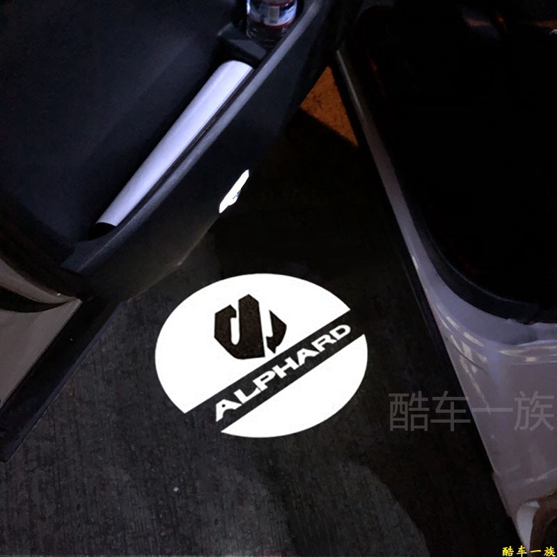 2 Chiếc Toyota Alphard chào mừng Alphard Vellfire sửa đổi đèn chiếu cửa Toyota Alphard cửa chào mừng