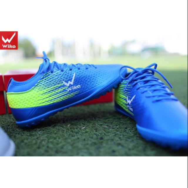 Giày đá bóng sân cỏ nhân tạo WiKa 2020 màu xanh. Khâu full đế, siêu nhẹ, siêu dẻo