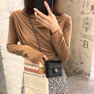 Áo Thun Tăm Trễ Vai