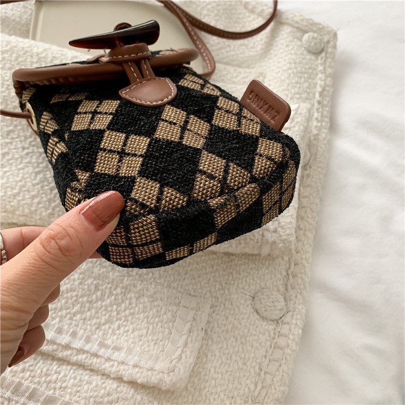 Túi Đeo Chéo Đựng Điện Thoại Đính Đá Phong Cách retro Dễ Phối Đồ Dành Cho Nữ