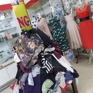 Đầm váy 125k