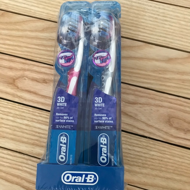 BÀN CHẢI ĐÁNH RĂNG Oral-B 3D white