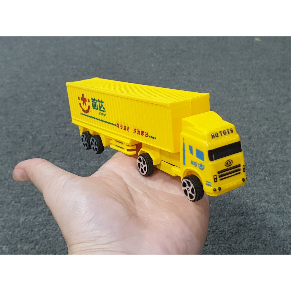 Xe Mô Hình Đồng Giá 25k - Mã  BQ112-01 . Xe Container Màu Vàng Size Mini - Có Chạy Trớn