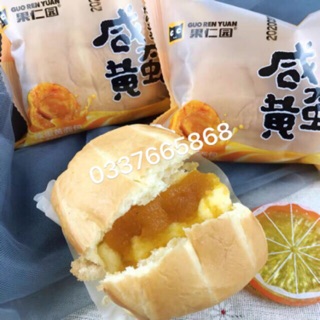10 Chiếc Bánh Mì Nhân Cam Trứng Muối