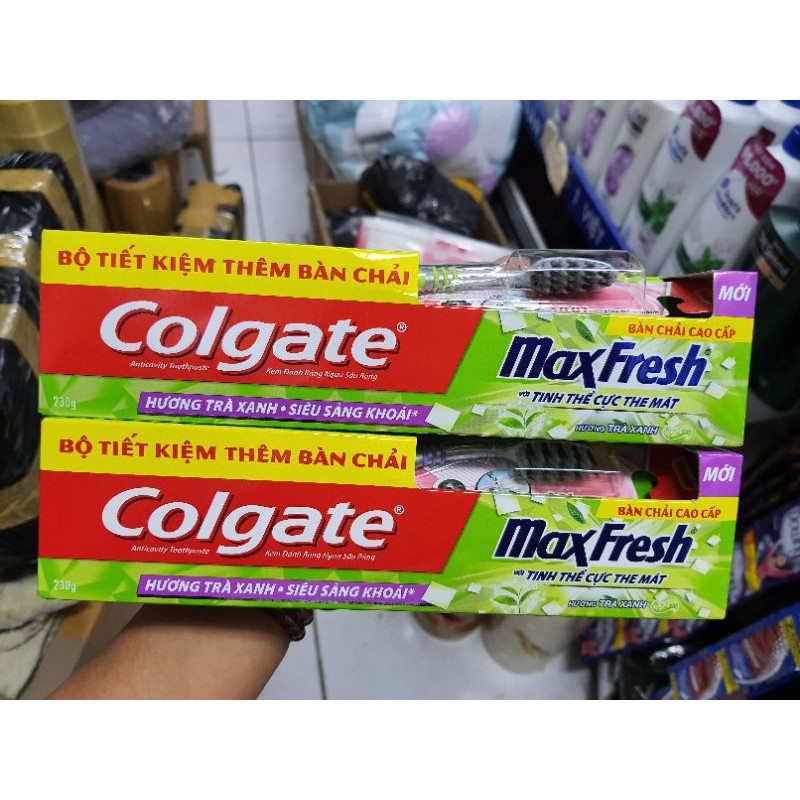 ( Tặng kèm 1 BCĐR xịn sò) Kem đánh răng Colgate 230gr/250gr
