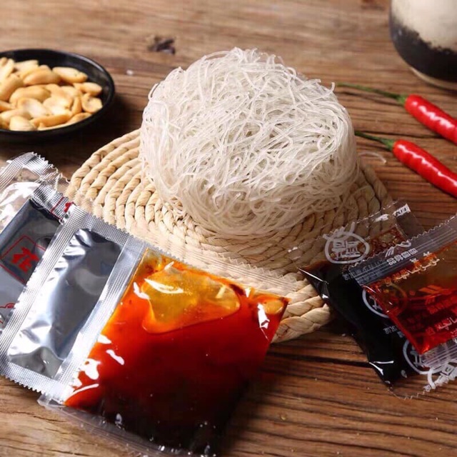 1 CỐC MIẾN LẠNH CHUA CAY TRÙNG KHÁNH