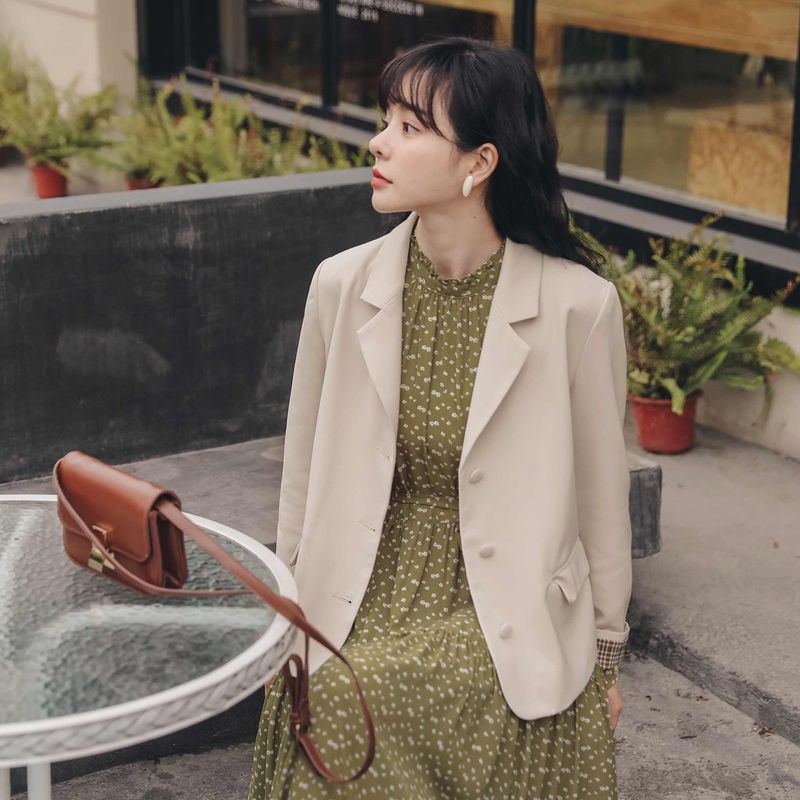 Áo khoác blazer nữ tiểu thư xinh xắn dáng rộng phong cách vintage mẫu mới 2022 | BigBuy360 - bigbuy360.vn