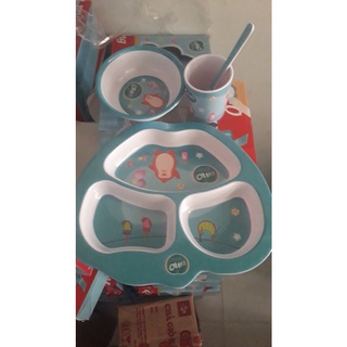 Bộ dụng cụ ăn cho bé (gồm ,chén, ly, muỗng)