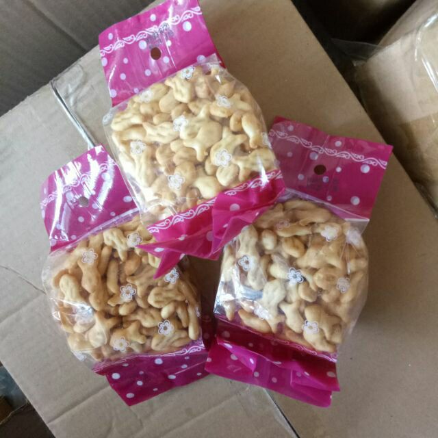 Bánh cá mặn