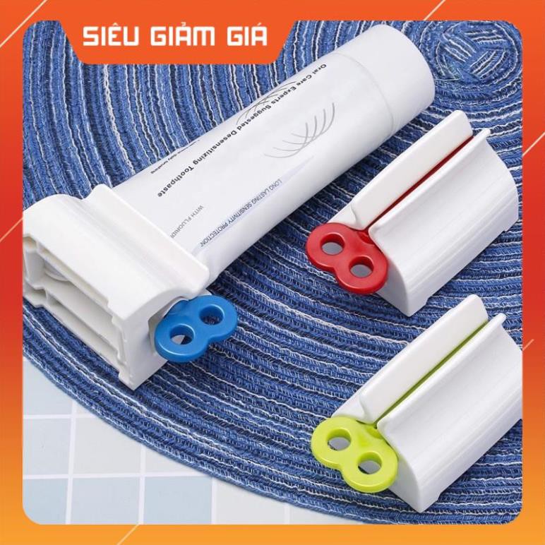 Sale sốc -  Dụng cụ nặn kem đánh răng thông minh. - (HCM)